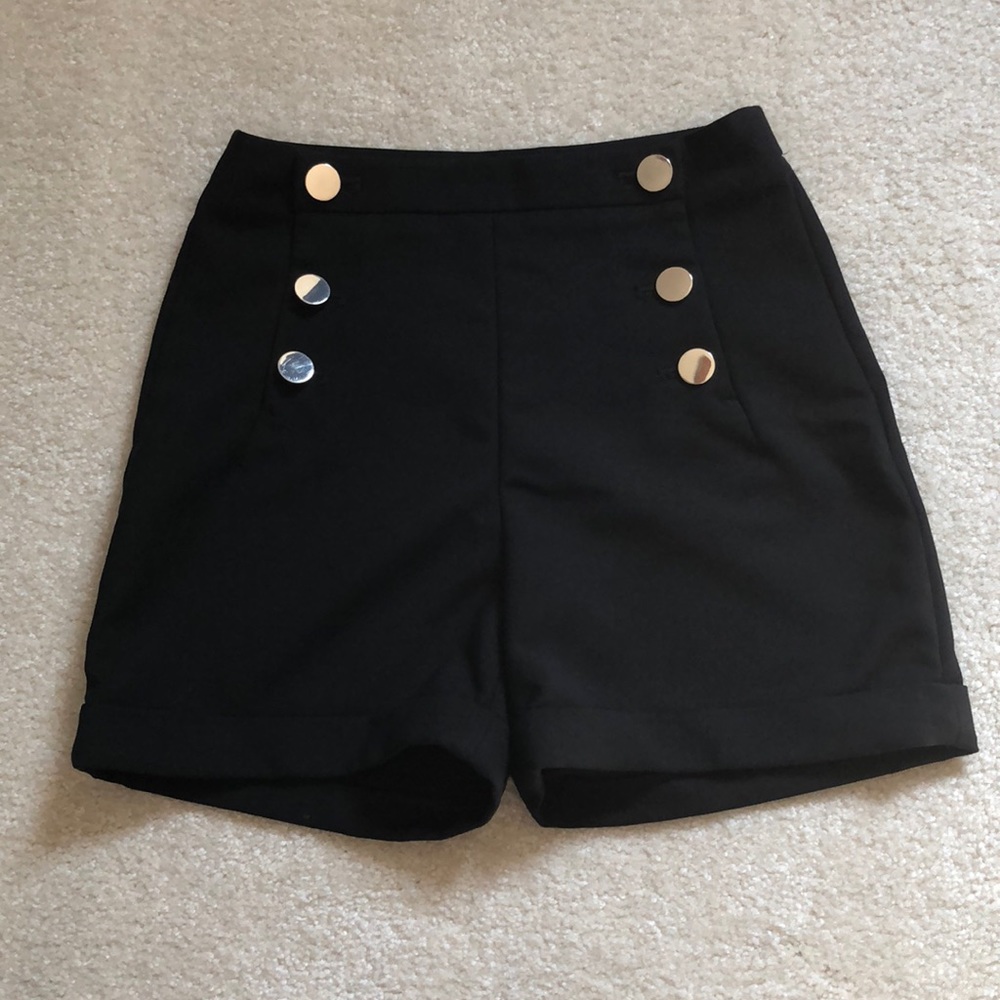 H&M Black Button Down Shorts Size 2